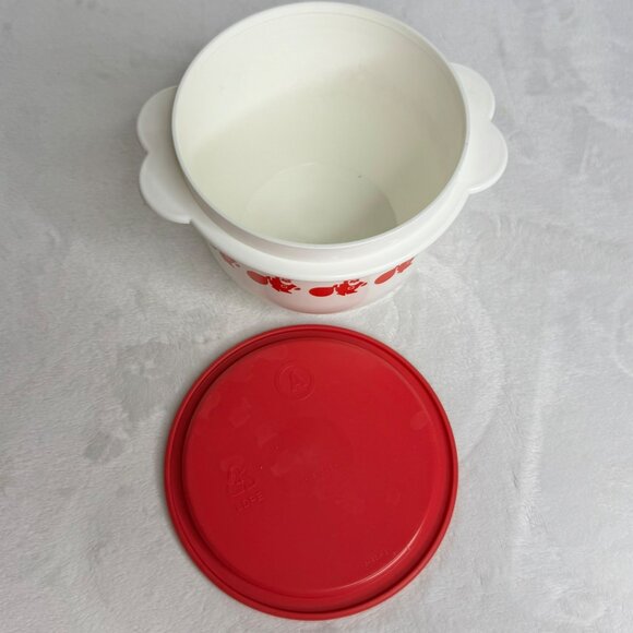 Tupperware White With Red Santa Bowl 2513A-1 26oz With Red Lid 26 oz. - Picture 6 of 9